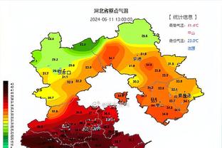 希腊警方使用催泪瓦斯驱赶雅典AEK球迷，不慎波及布莱顿球迷